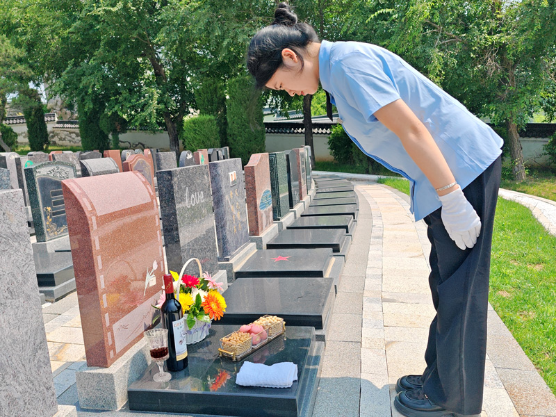 节日祭拜